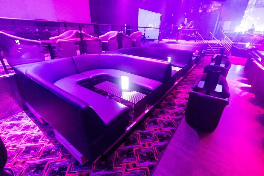 More Photos Of 5957 Terminal Avenue Ave, Colorado Springs Bar For Sale