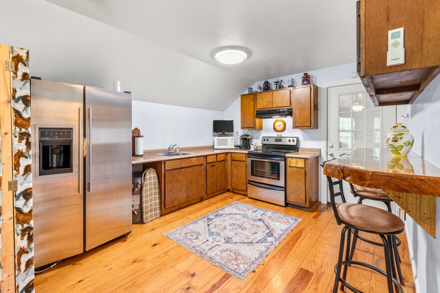 More Photos Of 228 Pattie Gap Rd, Philadelphia Apartments For Sale