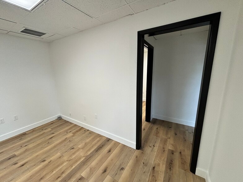 More Photos Of 2185 Liberty St NE, Salem Medical For Lease