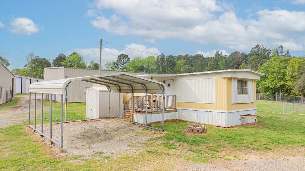 More Photos Of 434 Gamel rd, Longview Flex For Sale