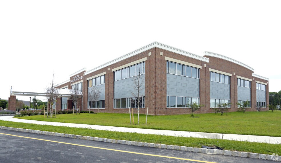 More Photos Of 10 Forrestal Rd S, Princeton Medical For Lease
