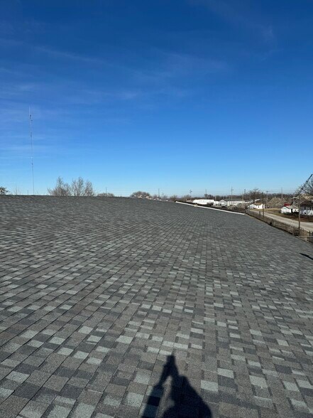 More Photos Of 2165 N Lowber St, Decatur Warehouse For Sale