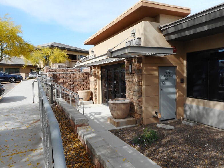 More Photos Of 10643 N Frank Lloyd Wright Blvd, Scottsdale Office For Sale