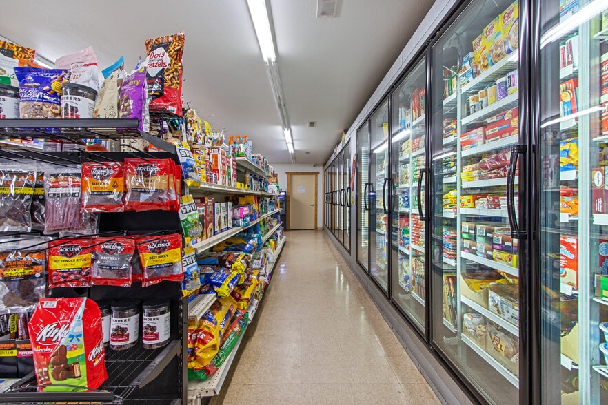 More Photos Of 200 Main st, Idaho City Specialty For Sale