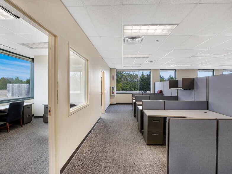 More Photos Of 8325 Jack Finney Blvd, Greenville Medical For Lease