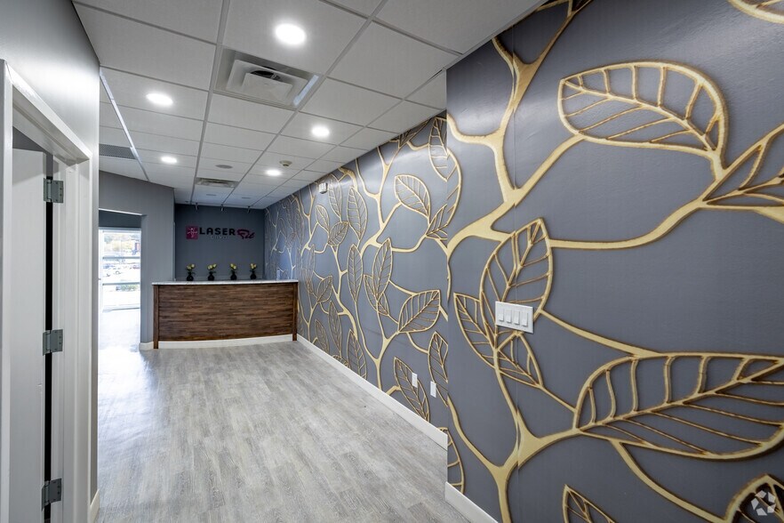 More Photos Of 315 Walt Whitman Rd, Huntington Station Office For Lease