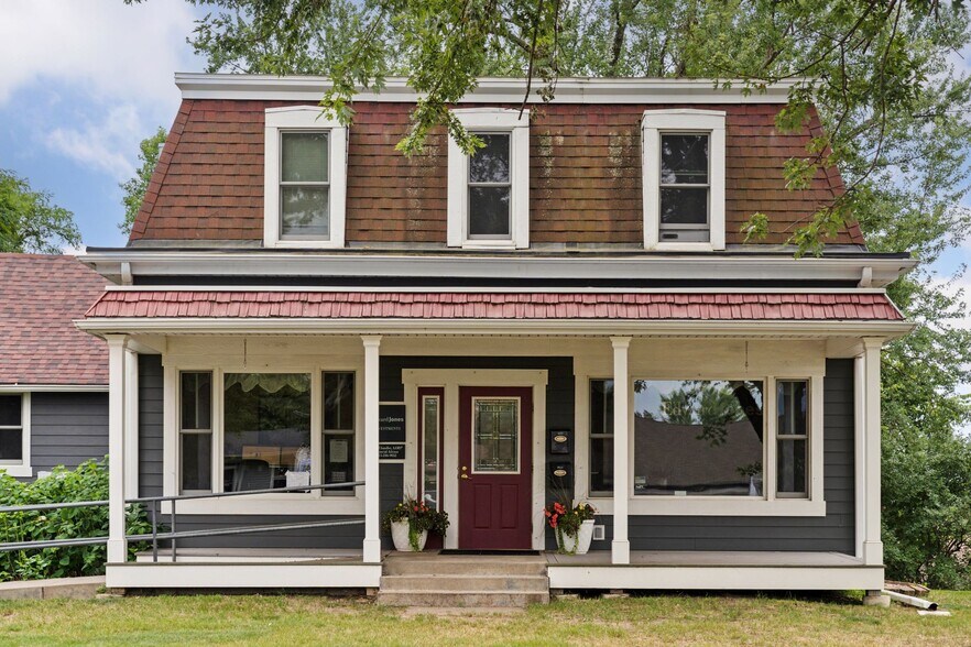 More Photos Of 114 E 6th St, New Richmond Office Residential For Sale