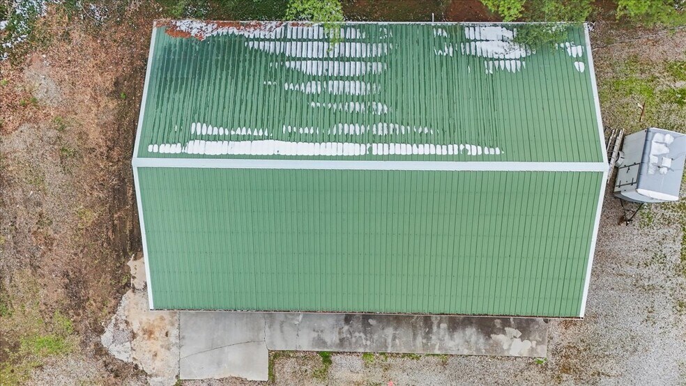 More Photos Of 3861 Highway 19 E, Elizabethton Office For Sale