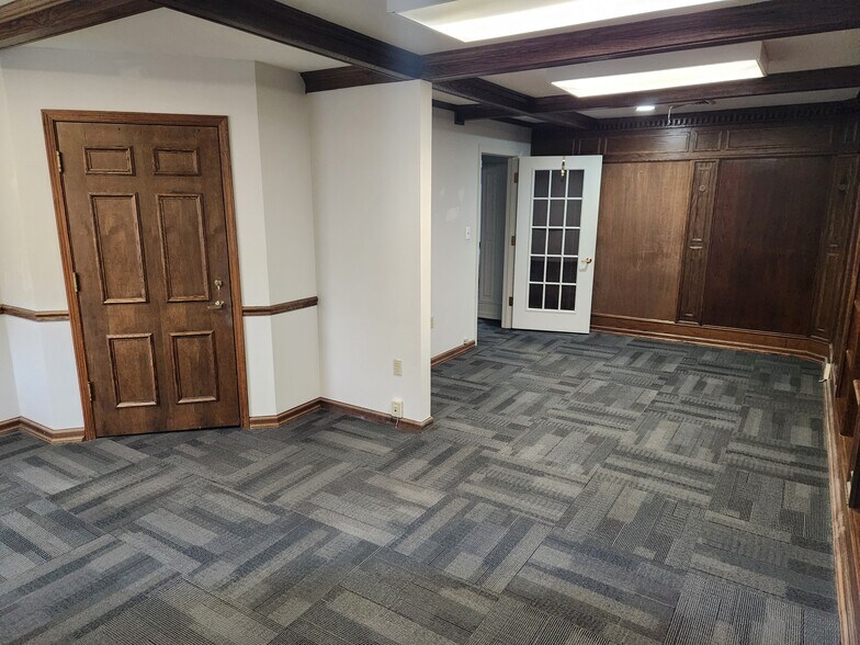 More Photos Of 1401 E Marlton Pike, Cherry Hill Medical For Lease