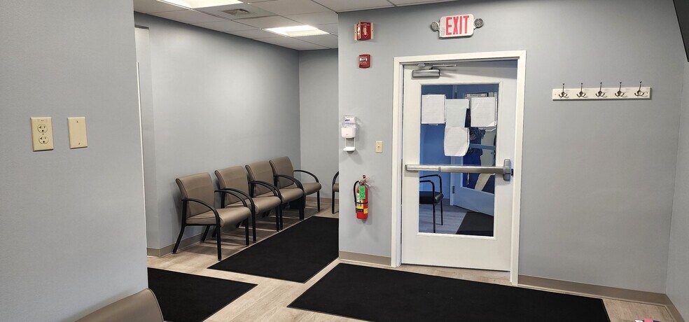 More Photos Of 1320 W Main St, Waterbury Medical For Sale