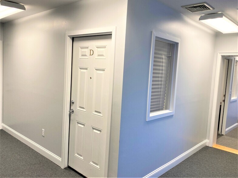 More Photos Of 95-127 Fenn Rd, Newington Unknown For Lease