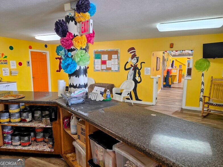 More Photos Of 745 W Moores Crossing Rd, Thomaston Sports And Entertainment For Sale