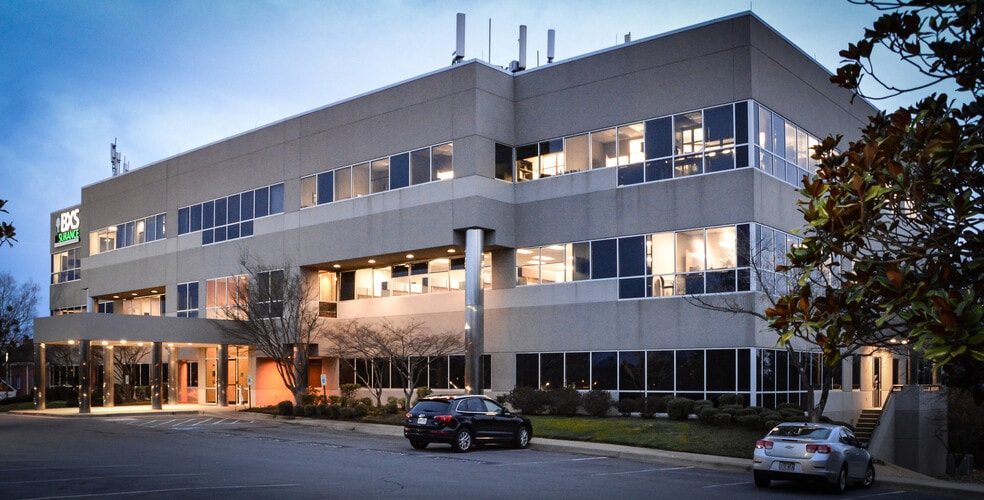 More Photos Of 8315 Cantrell Rd, Little Rock Medical For Lease