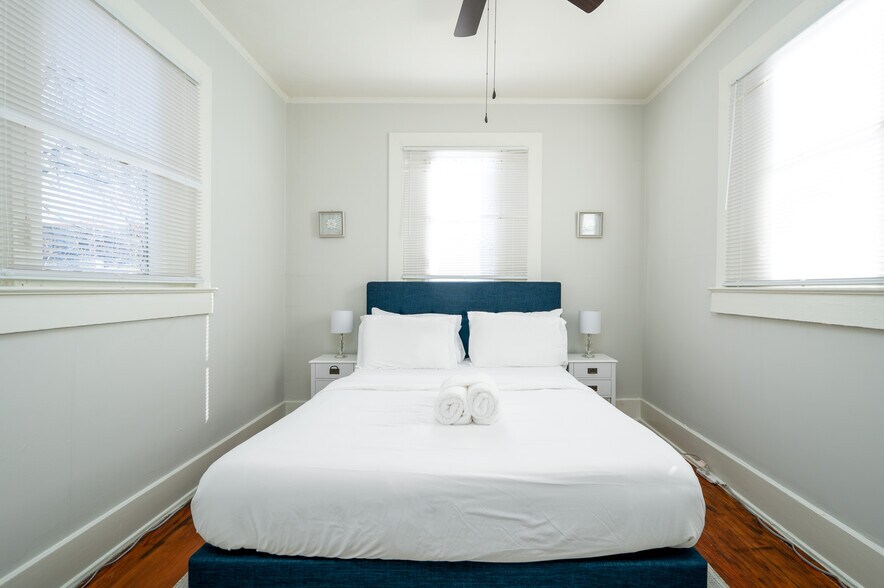 More Photos Of 60 N Willett St, Memphis Apartments For Sale