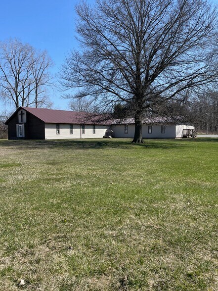 More Photos Of 1207 S Wayne St, Angola Religious Facility For Sale