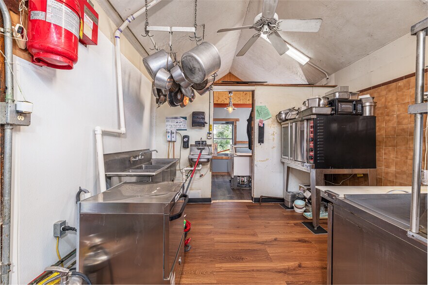 More Photos Of 3290 NJ-94, Franklin Specialty For Lease