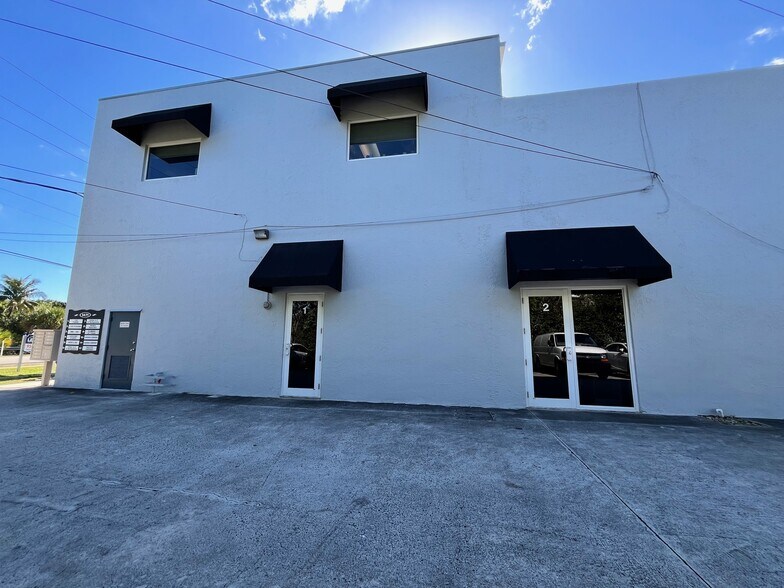 More Photos Of 1471 SW 30th Ave, Deerfield Beach Warehouse For Lease