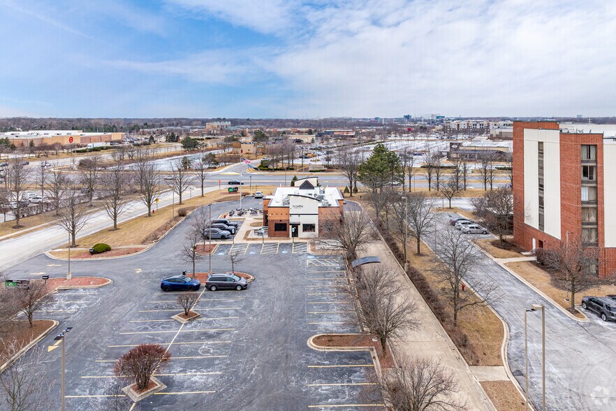 More Photos Of 4405 Winfield Rd, Warrenville Restaurant For Sale