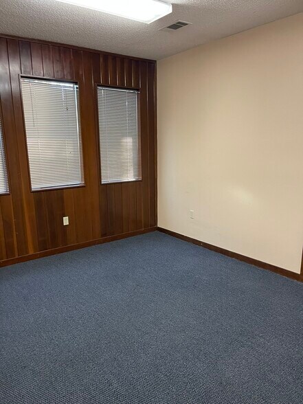 More Photos Of 11822 Justice Ave, Baton Rouge Office For Lease