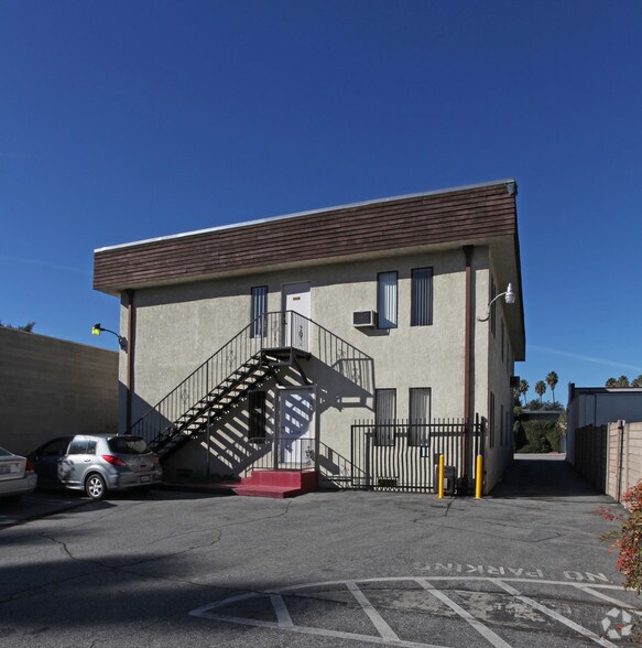 More Photos Of 596 N Lake Ave, Pasadena Office Residential For Lease