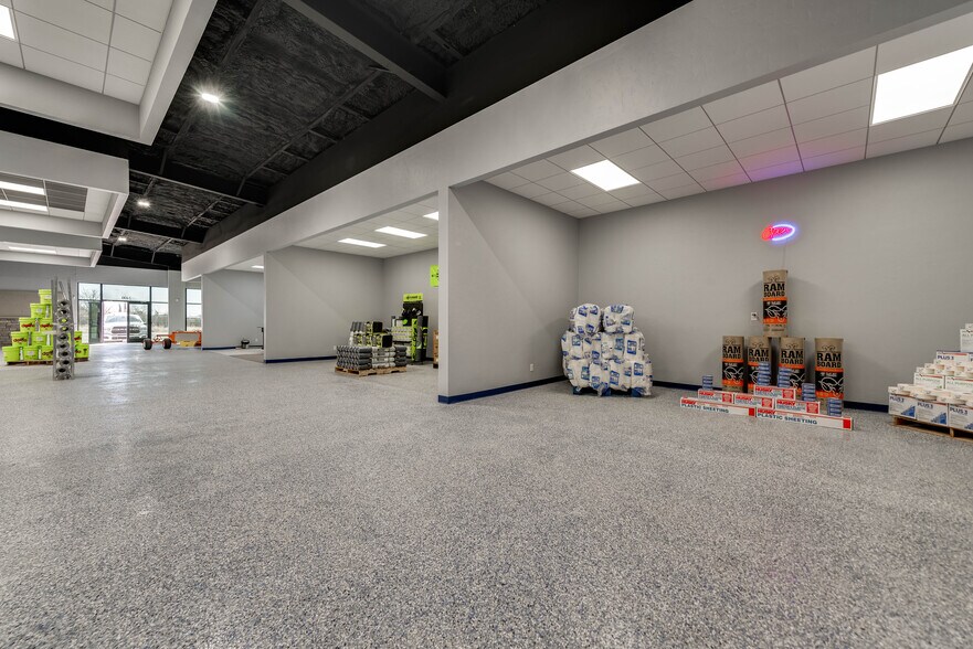 More Photos Of 2400 Steven Rd, Odessa Warehouse For Sale