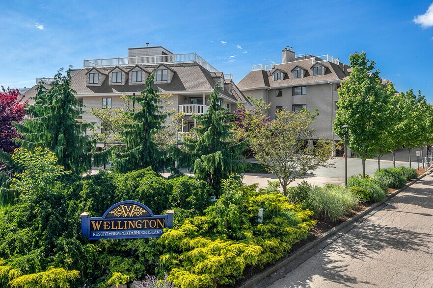 More Photos Of 551 Thames St, Newport Hotel For Sale