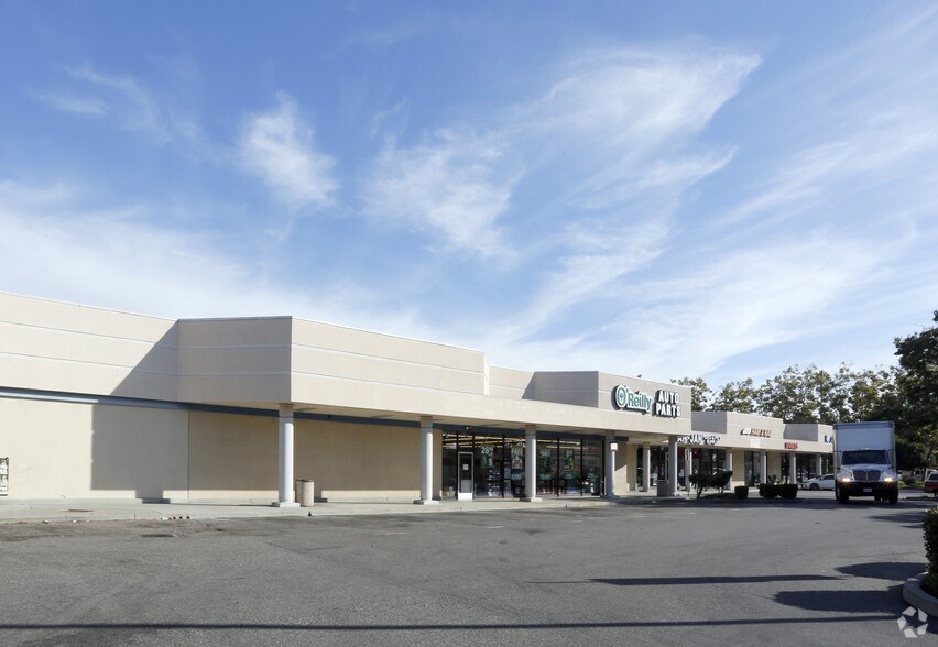 More Photos Of 1111-1125 Branham Ln, San Jose Freestanding For Lease