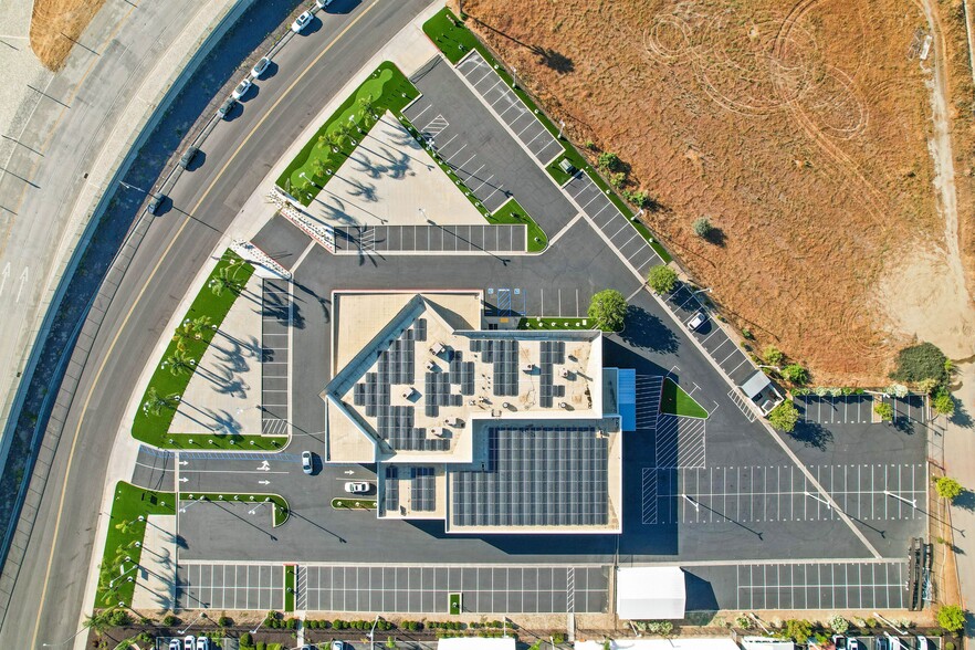 More Photos Of 26825 Auto Mall Pky, Murrieta Auto Dealership For Lease