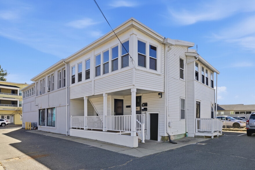 More Photos Of 285-289 East St, Ludlow Apartments For Sale