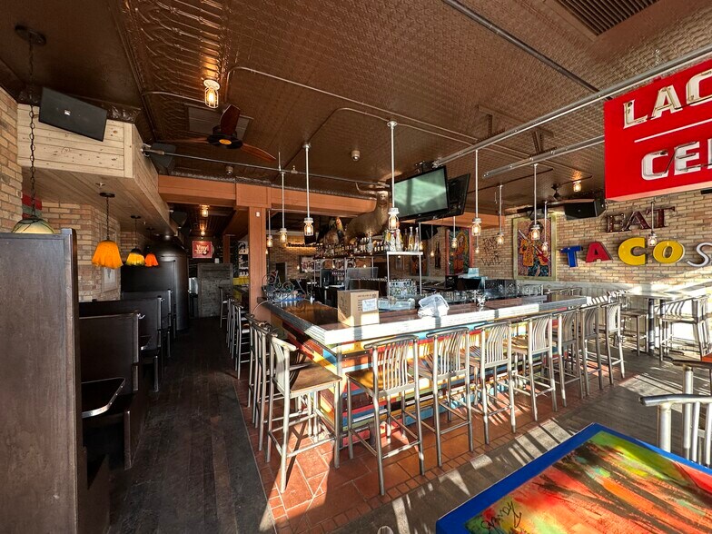 More Photos Of 1970 S Columbia Rd, Grand Forks Freestanding For Sale