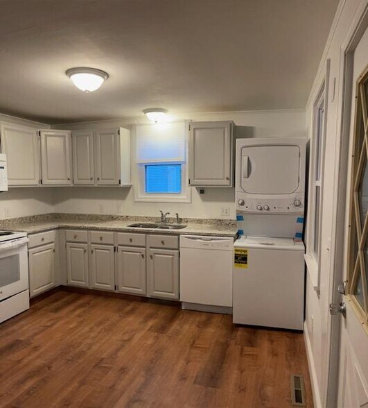 More Photos Of 104 Lauzier Ter, Chicopee Storefront Retail Residential For Sale