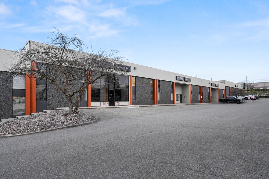 More Photos Of 9922 E Montgomery Rd, Spokane Valley Flex For Lease
