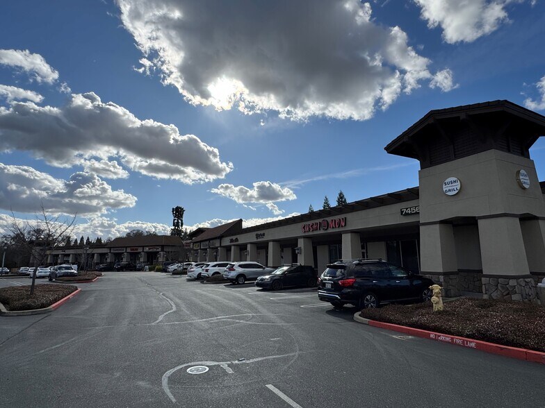 More Photos Of 7456 Foothills Blvd, Roseville General Retail For Sale