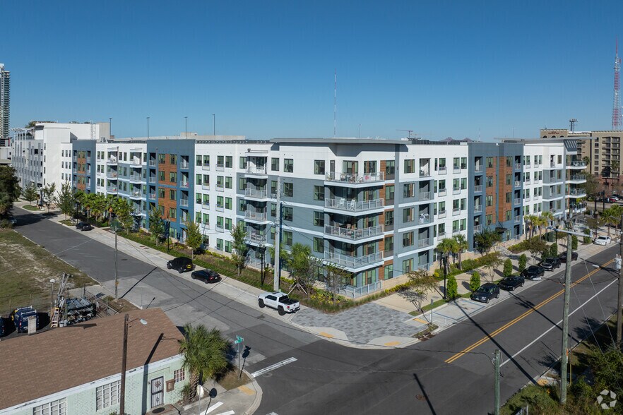 More Photos Of 1300 Hendricks Ave, Jacksonville Apartments For Lease