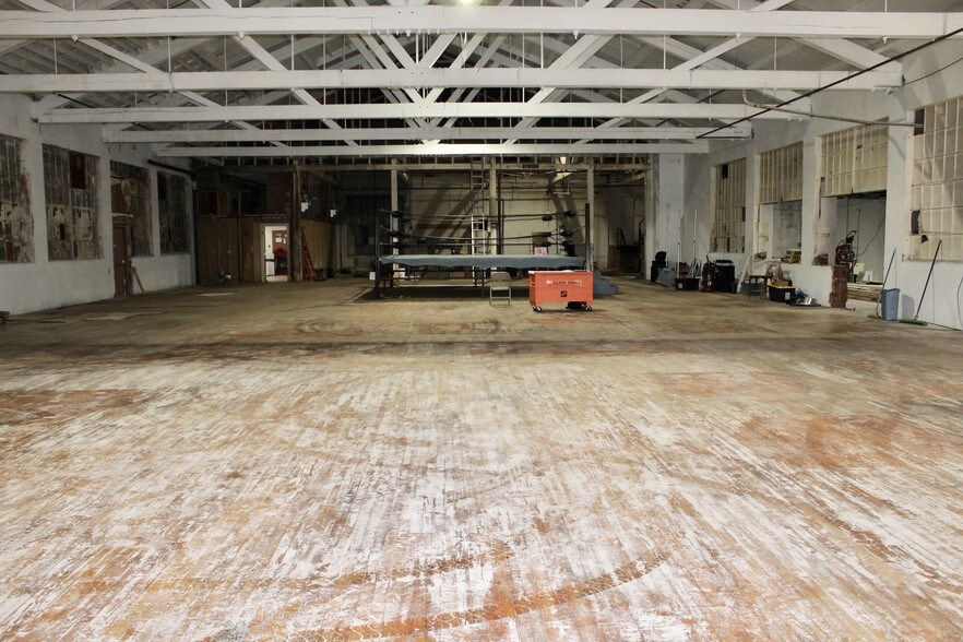 More Photos Of 155 N 9th St, Coplay Flex For Lease