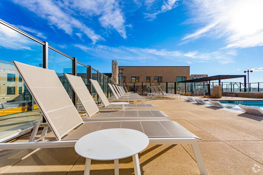 More Photos Of 1380 Uvalda St, Aurora Apartments For Lease