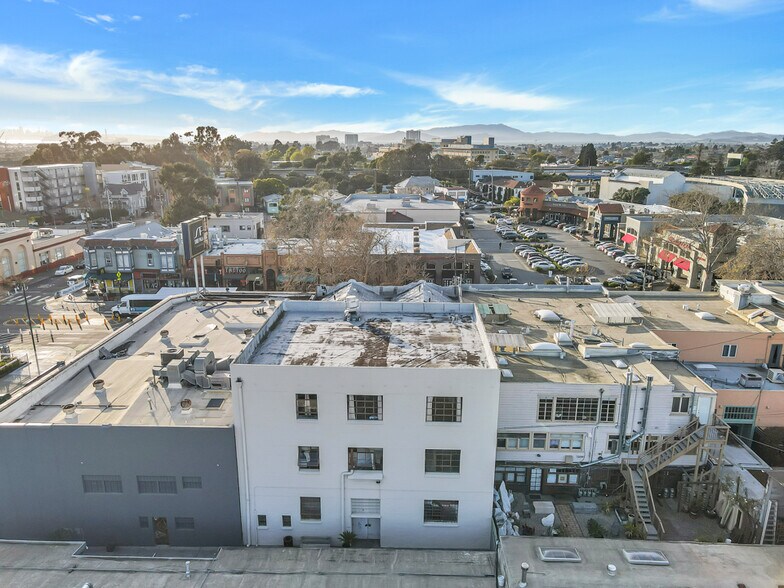 More Photos Of 4920 Telegraph Ave, Oakland Storefront Retail Office For Lease