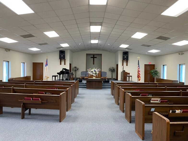 More Photos Of 11141 N Avenue L, La Porte Religious Facility For Sale