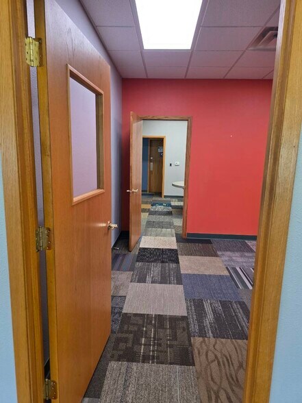 More Photos Of 1115 Commercial Ave, Reedsburg Service For Lease