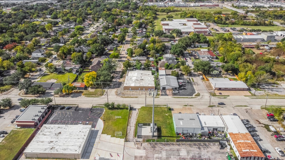 More Photos Of 1018 Shaver St, Pasadena Warehouse For Sale