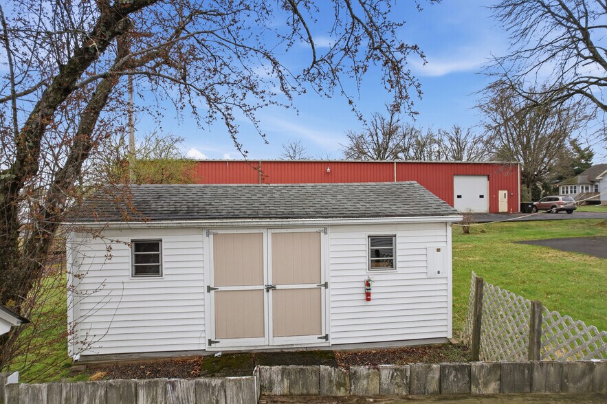 More Photos Of 105 High St, Dublin Flex For Sale