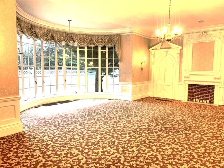 More Photos Of 400 Clifton Ct, Pikesville Lodge Meeting Hall For Sale