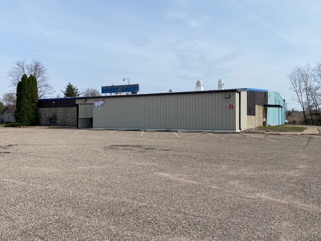 More Photos Of 2525 Dixon St, Stevens Point Light Manufacturing For Lease