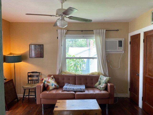 More Photos Of 240 20th Ave, Saint Petersburg Apartments For Sale