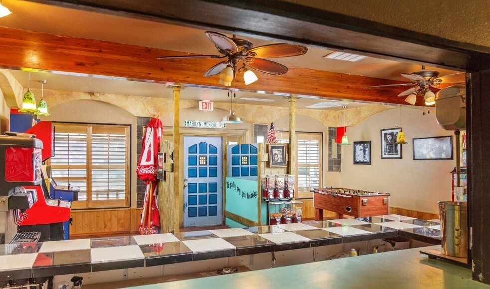 More Photos Of 23450 Crest Forest Dr, Crestline Restaurant For Sale