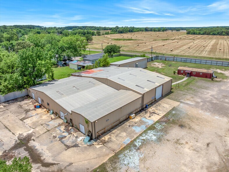 More Photos Of 7439 FM 314, Ben Wheeler Industrial For Sale