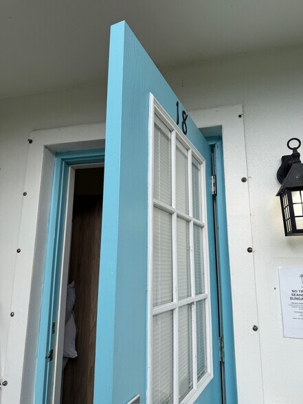 More Photos Of 2502 Tamarind Dr, Hutchinson Island Hotel For Sale