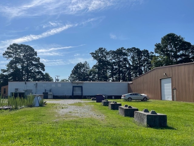 More Photos Of 4519 West Pine St, Farmville Warehouse For Sale