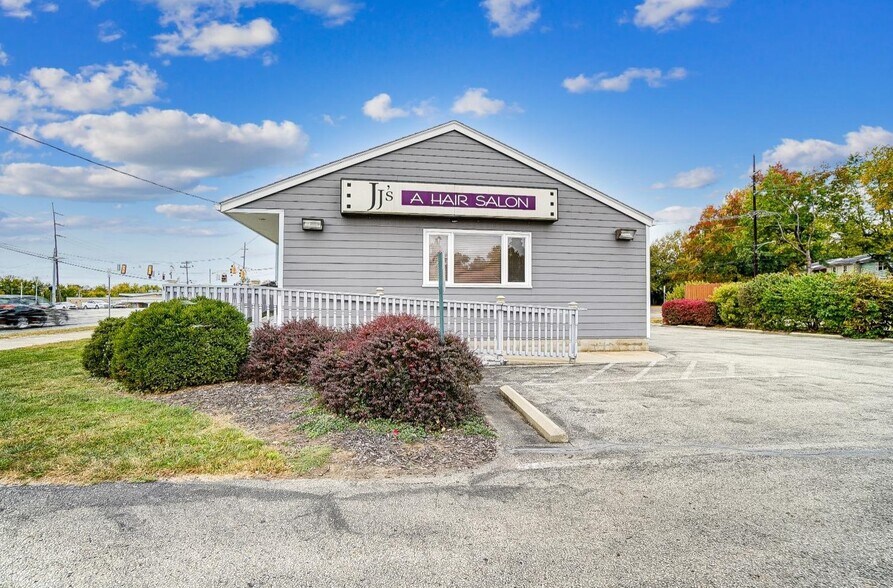 More Photos Of 5160 Winton Rd, Fairfield Freestanding For Sale