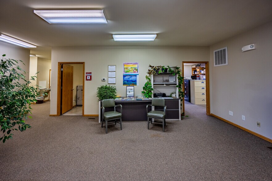 More Photos Of 1502 Progress Ct, Wheatland Office For Sale